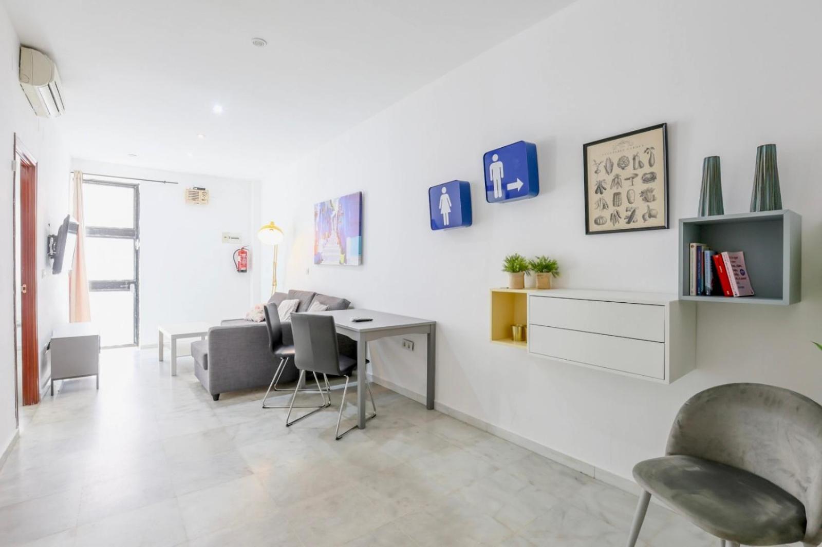 Apartment Becquer